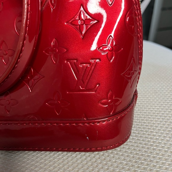 Louis Vuitton Vernis Alma BB Magenta - Picture 3 of 13